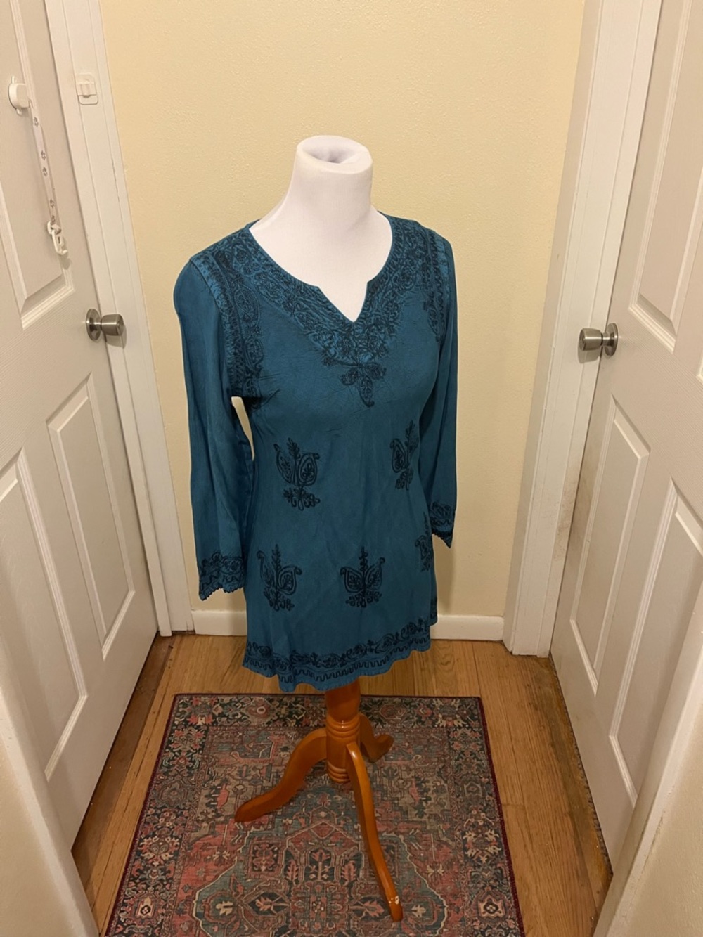 Women's BOHO Teal Embroidered Long-Sleeve Tunic